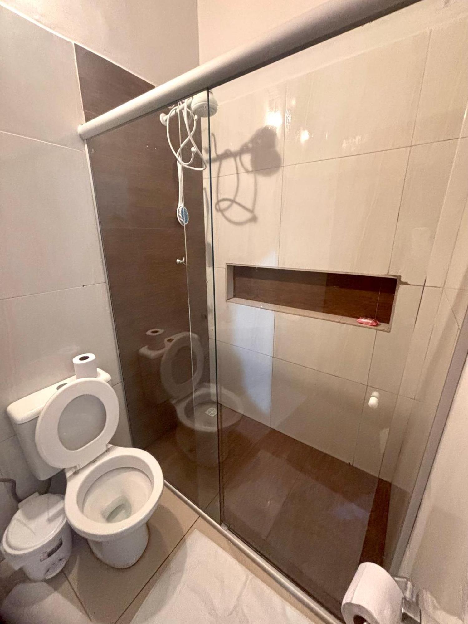 Quarto em Acomodações Particulares Em Frente Aeroporto Efata Shalom *