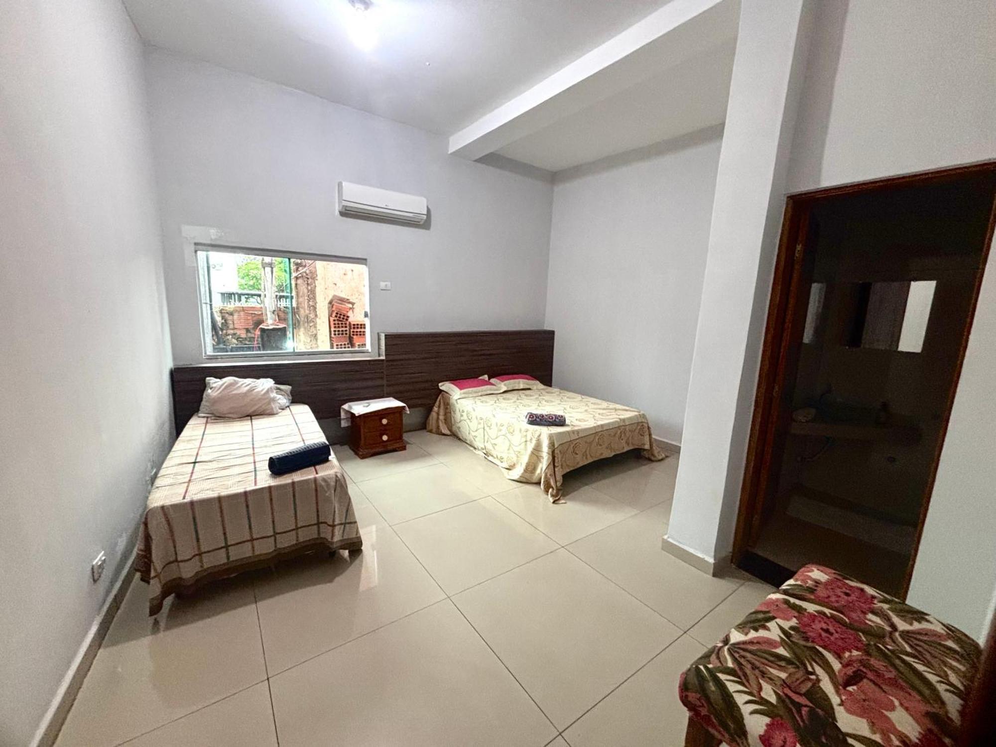 Quarto em Acomodações Particulares Em Frente Aeroporto Efata Shalom Campo Grande (Mato Grosso do Sul)